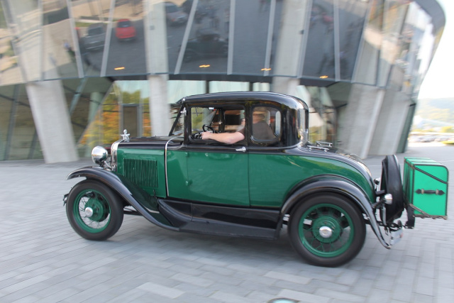 Historia Mobilis Oldtimer-Treff beim Mercedes Museum