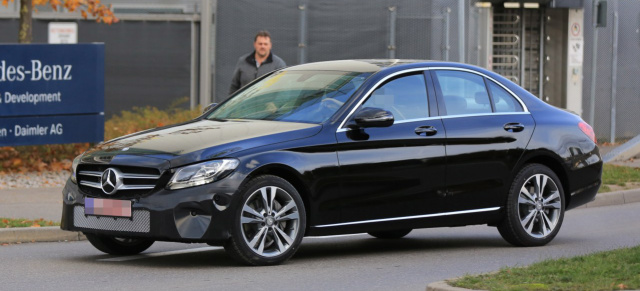 Mercedes Erlkönig erwischt: Spy Shot: Mercedes-Benz C-Klasse Facelift W205 erwischt