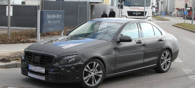 Erlkönig erwischt: Mercedes C-Klasse mit weniger Tarnung: Aktuelle Bilder von der kommenden Mittelklasse-Generation mit Stern