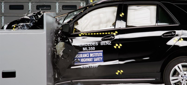 "Safety Pick+": Mercedes M-Klasse mit Top-Crashtest-Ergebnis beim IIHS-Test: Höchstmögliche Bewertung für das Mercedes SUV  beim härtesten Crash-Test der Welt