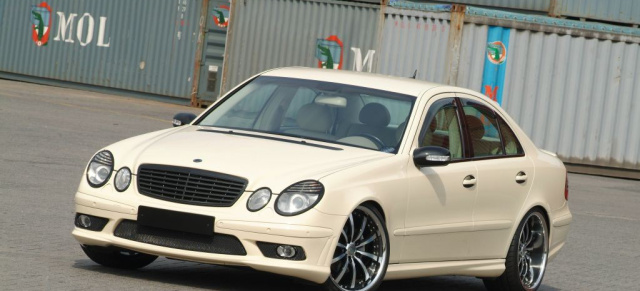 Mercedes E-Klasse mit Extraportion Rasse: Look und Luxus für einen 2003er E-220 CDI W211
