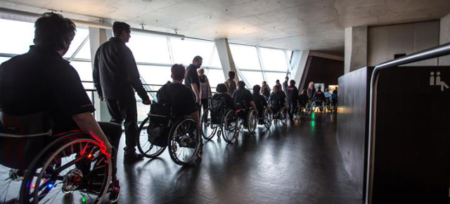 Mercedes-Benz Museum: Freier Eintritt für Menschen mit Behinderung am 07.12. :  Tag der Menschen mit Behinderung im Mercedes-Benz Museum 