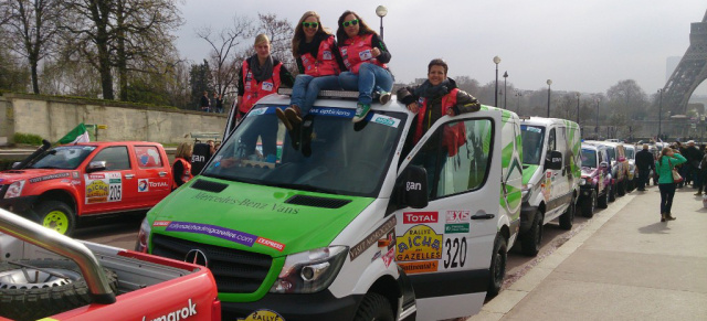 Rallye Aicha des Gazelles 2014: Es geht los!: Gazellen auf dem Sprung: Die 24. Rallye Aicha des Gazelles startete wieder in Paris
