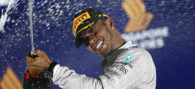 Formel 1: Mercedes-Benz siegt in Singapur: Hamilton triumphiert und übernimmt die Führung in der WM