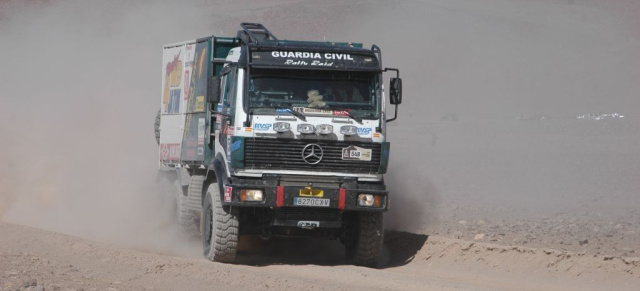 Rally Dakar 2010: Die Karawane der Trucks : Dakar-Sonderbericht von Jörg Sand über die Rolle des Mercedes Actros bei der härtesten Rallye der Welt
