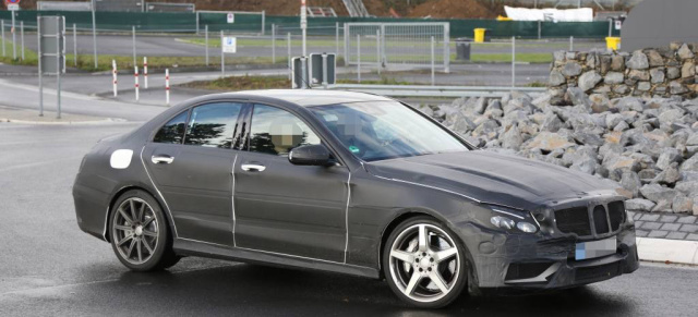 Erlkönig erwischt: Mercedes C63 AMG: Die dynamische C-Klasse zeigt sich mit weniger Tarnung