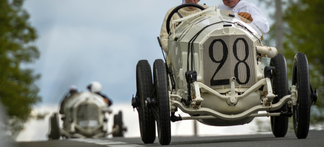 Traumsieg in Indianapolis: DePalma siegt 1915 auf Mercedes: Indy 2015: Originaler Mercedes-Benz Grand-Prix-Siegerwagen im Vorprogramm