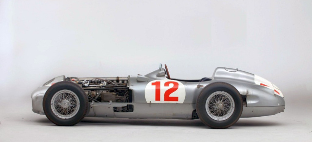 Das wertvollste Auto der Welt: Fangios Silberpfeil in Goodwood versteigert: Festival of Speed: der Weltmeister-Silberpfeil von Juan Manuel Fangio wurde für 23 Millionen versteigert.