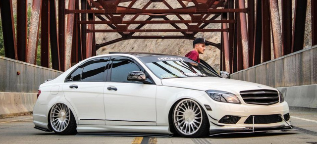 Bagged beauty Benz: This is sick! 2009er Mercedes C300