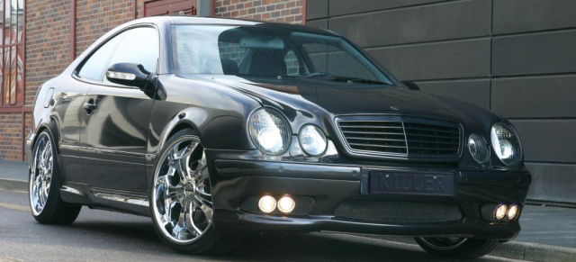 CLK - Clean, Leistungsstark und Kraftvoll: Mercedes Coupé mit V8-Power: Unter dem Schwarz lauert das Böse: 2000er Mercedes Benz CLK 430 AMG