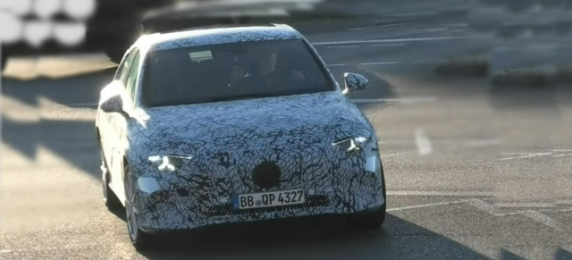 Mercedes Tagfahrlicht von morgen: Erlkönig-Video beweist: Mercedes-Stern kommt als Tagfahrlicht-Design