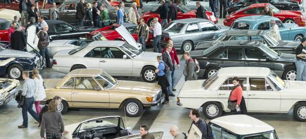 13.-16.März: Retro Classics, Stuttgart: Automobil-Szene trifft sich zum siebten Mal im Messegelände beim Flughafen
