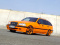 The „Lacky One“ (S202): Orangefarbener Mercedes C180 bietet dem grauen Alltag Paroli