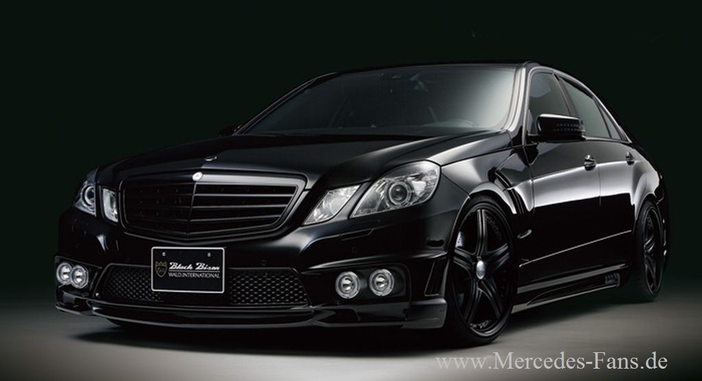 Magisch japanisch: Extremes Optik-Tuning für die Mercedes-E-Klasse