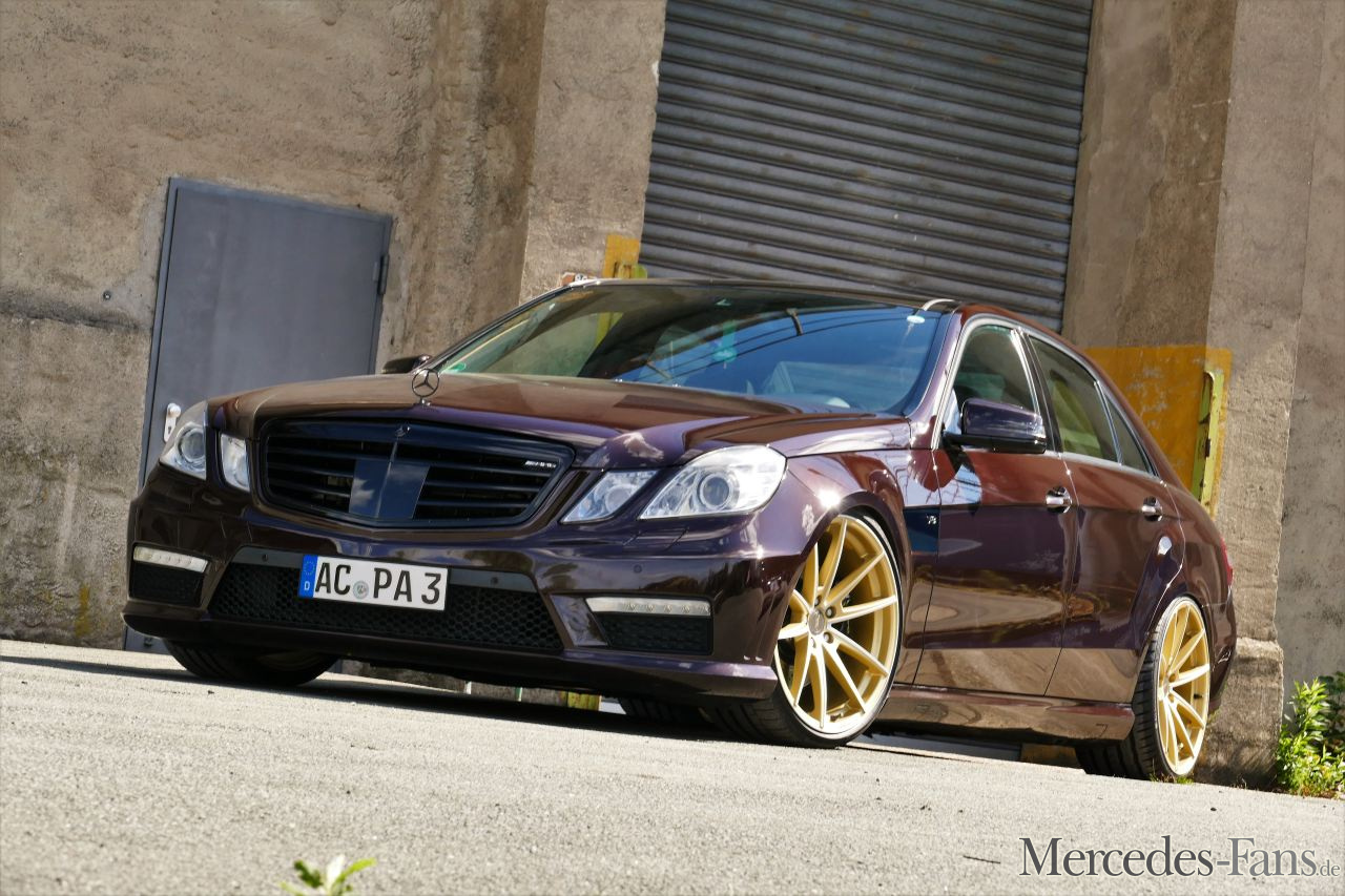 MercedesBenz E500 Baujahr 2009 Aufsteiger E63 Looker