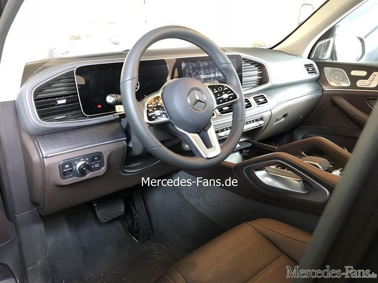 durchgesickert-mercedes-benz-gle-interie