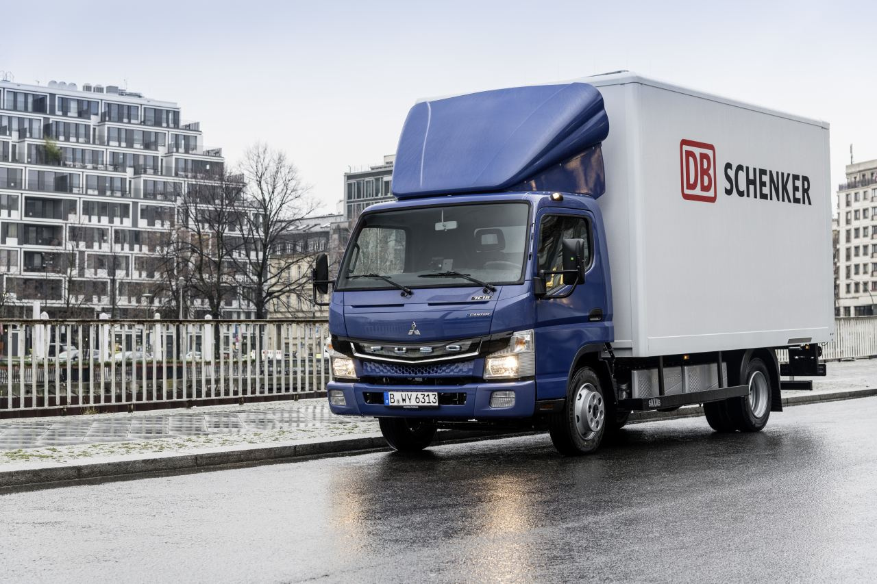 Elektrische Daimler Nutzfahrzeuge Erste Vollelektrische Lkw Aus