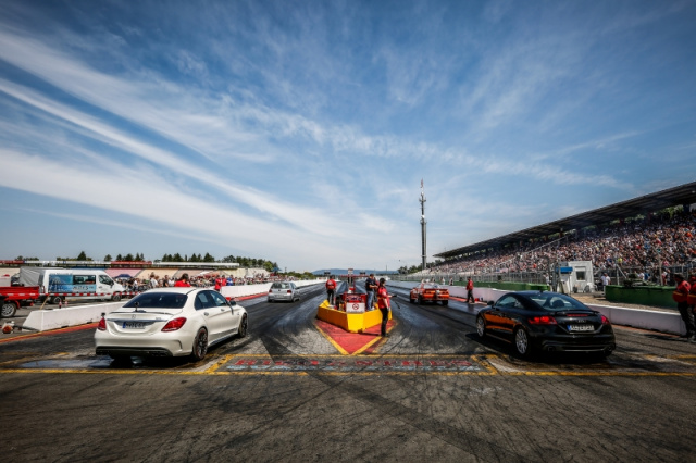 Public Race Days