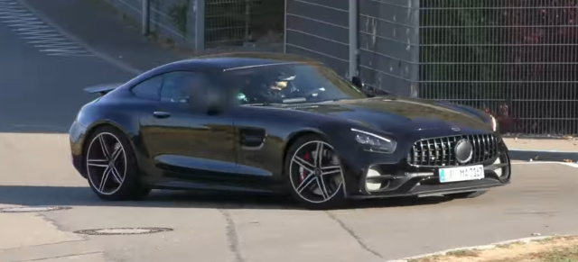 Mercedes-AMG Erlkönig: Star-Spy-Shot-Video: Mercedes-AMG GT MoPf  mit geringer Tarnung