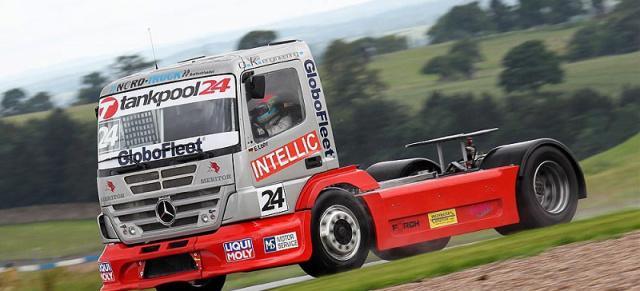 Ellen Lohr Truck Race Blog: 3. Rennen Donington - der Samstagmorgen: Truck EM Donington: Ellen Lohr berichtet direkt "vom Bock" ihres Axor-Renn-Truck´s