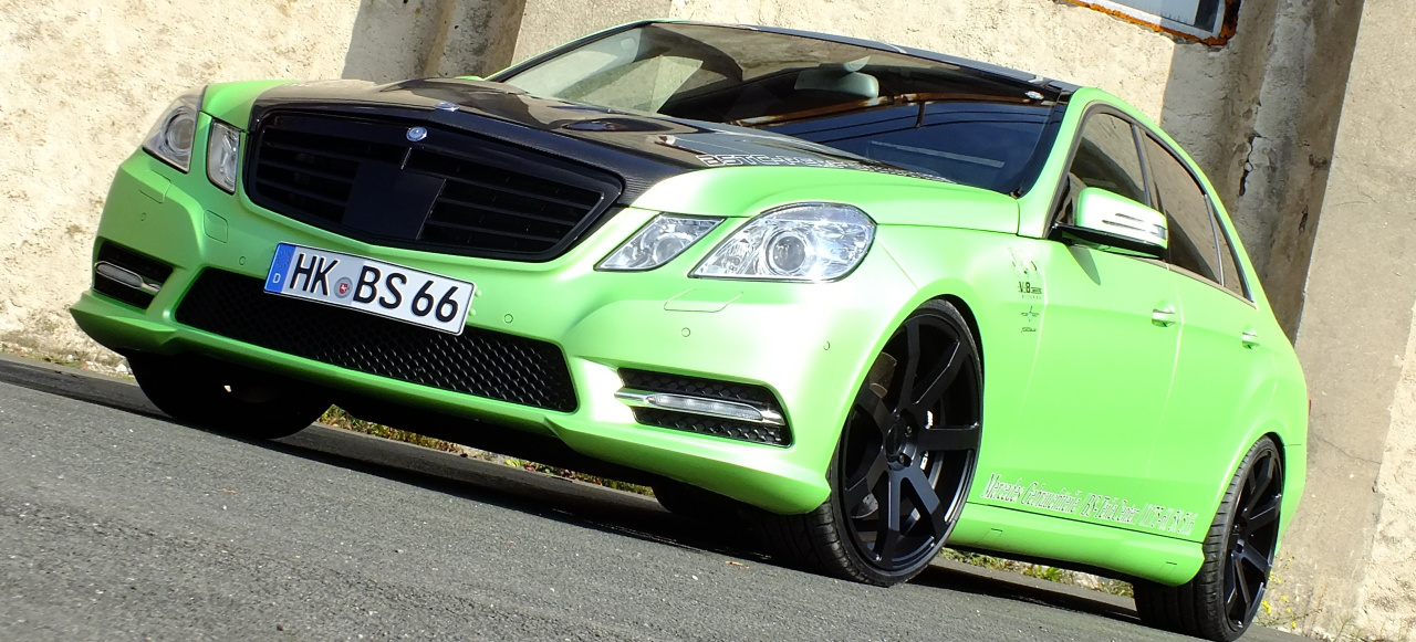 Gierig Und Giftig 2012er Mercedes E500 In Vipern Grun Nach Einer Kraftkur Mobilisiert Der Wilde W212 Satte 640 Ps Auto Der Woche Mercedes Fans Das Magazin Fur Mercedes Benz Enthusiasten