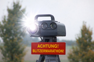 Blitzer-Marathon im April 2026: ACHTUNG!!! Hier wird "zu schnell" auch gleich "zu teuer"!