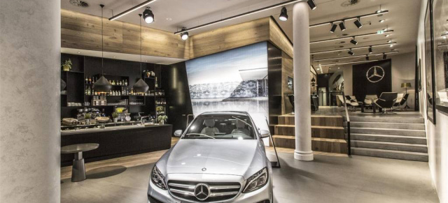 Es ist für dich: Erster Mercedes me Store in Hamburg eröffnet: Mercedes City Store für interaktives Marken- und Produkterlebnis