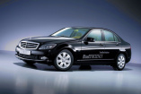 Sparsam  nicht spaßarm: Mercedes-Benz C-Klasse als BlueEFFICIENCY-Modelle sparen bis zu zwölf Prozent Kraftstoff