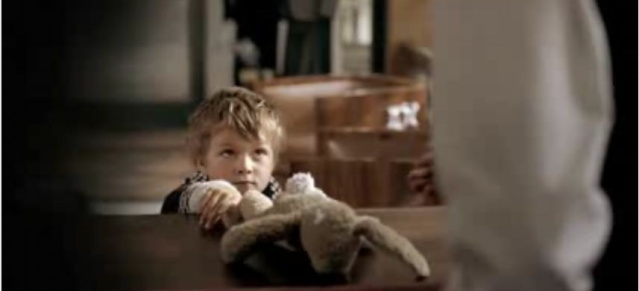 Herzensangelegenheit: Kleines Drama für besseren Service: Das Mercedes-Benz Original-Service Video
