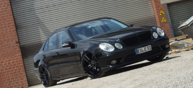 Black & better: Mercedes E500: 2004er W211 zur Black Beauty veredelt