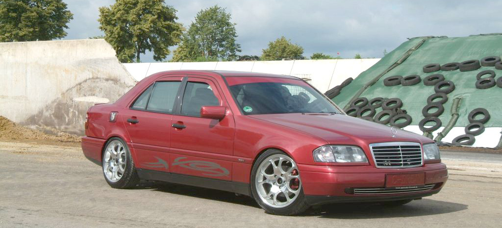 Mercedes W202 Da Weiss Man Was Man Hat 94er C Klasse Im Sportdress Auto Der Woche Mercedes Fans Das Magazin Fur Mercedes Benz Enthusiasten