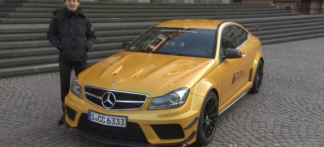 Erstklassiger Chauffeur:  Nico Rosberg (Video): Beim Ball 42. Ball des Sports chauffierte der Mercedes-F1-Pilot die gäste im C63 AMG Black Series 