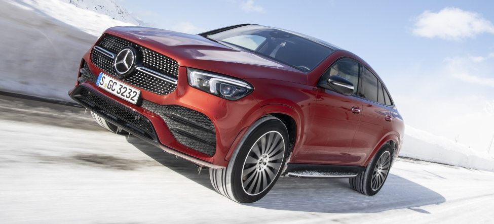Nicht Nur Im Winter Ein Traumwagen Mercedes Benz Gle Coupe C167 Cooler Stern Fahrspass Im Schnee Mit Gle Coupe Sternstunde Mercedes Fans Das Magazin Fur Mercedes Benz Enthusiasten