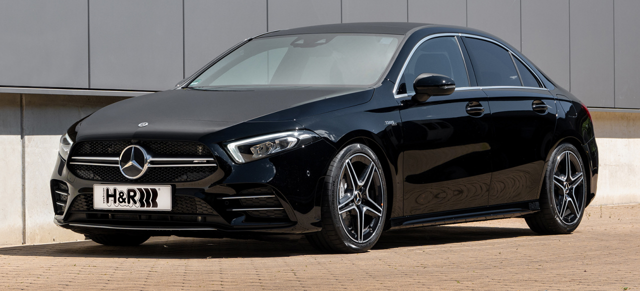 Noch Mehr Spass Mit Dem Einstiegsmodell H R Sportfedern Fur Die Mercedes Amg A 35 Limousine V177 News Mercedes Fans Das Magazin Fur Mercedes Benz Enthusiasten