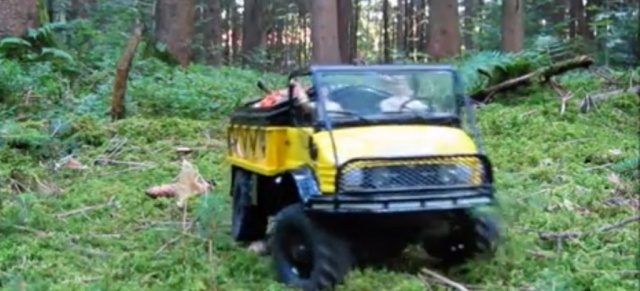 Klein aber großartig: Eigenbau RC-Unimog 406 : Das kleine Universal-Motor-Gerät im Maßstab 1:14 fährt wie ein Großer über Stock und Stein (2 Videos)