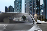 Talk to me! Mercedes-Benz bringt autonomen Autos das Sprechen bei: Mercedes-Benz Future Talk Robotik in Berlin