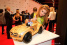 Zwei Bobby-Benz für TRIBUTE TO BAMBI: Mercedes-Benz versteigert zwei Bobby-Benz für TRIBUTE
TO BAMBI mit prominenten Unterschriften