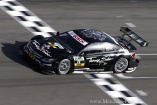 Abgefangen: Gary Paffett DTM-Vizemeister 2012: Beim DTM Finale in Hockenheim fährt Spengler noch auf Platz 1
