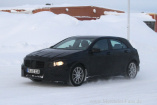 Erlkönig erwischt: Aktuelle Bilder von der neuen Mercedes A-Klasse 2012: Die letzten Wintertests für der Premiere auf dem Genfer Salon: Im hohen Norden wühlt sich die nächste A-Klasse-Generation durch den Schnee