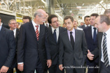 Nicolas Sarkozy freut sich über electro smart : smart fortwo electric drive rollt ab 2012 in Großserie im französischen Hambach vom Band