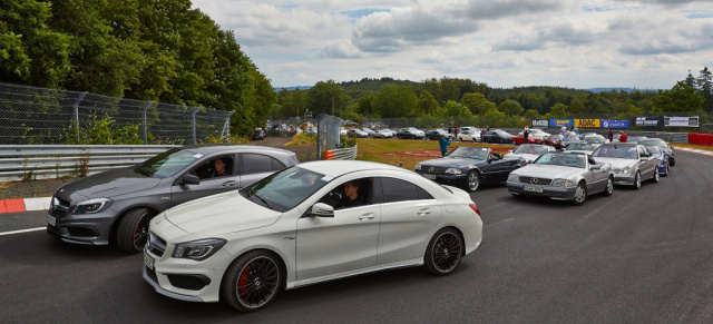 Rekordfahrt am Nürburgring: der längste Mercedes-Benz Autokorso! : Sterne am Ring: der längste Mercedes-Benz Autokorso der Welt // Fotos: Stefan Baldauf, Robert Kah, Thomas Ebeling (1)