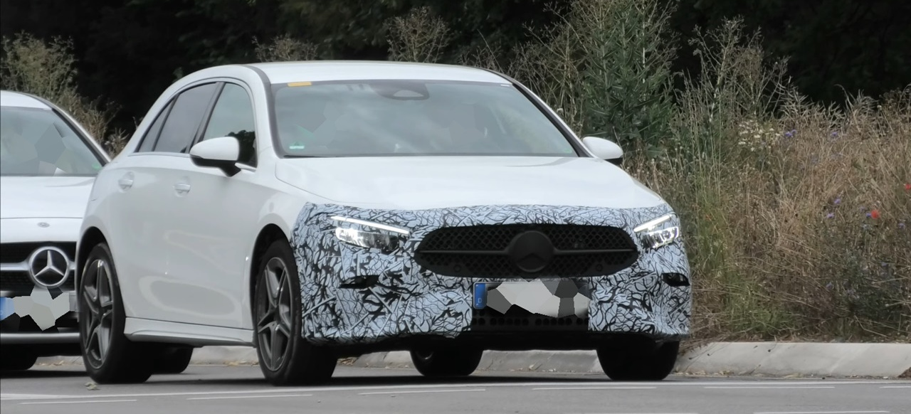 Mercedes Erlkonig Gefilmt Bewegte Bilder Vom Mercedes A Klasse W177 Facelift Sternstunde Mercedes Fans Das Magazin Fur Mercedes Benz Enthusiasten