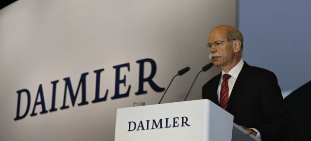 Lohn  für gute Leistung: Rekordprämie für Daimler Mitarbeiter: Daimler zahlt mit 4.100 Euro die höchste Ergebnisbeteiligung der Unternehmensgeschichte