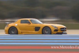 Hörprobe: Mercedes SLS AMG Black Series auf der Rennstrecke: Video vom AMG-Supersportwagen auf  dem Castellet Race Track 