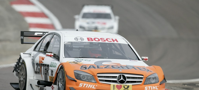 DTM Dijon: Mercedes hält das Rennen offen!: Garry Paffett gewinnt beim Fünffach-Sieg von Mercedes-Benz in Dijon. 