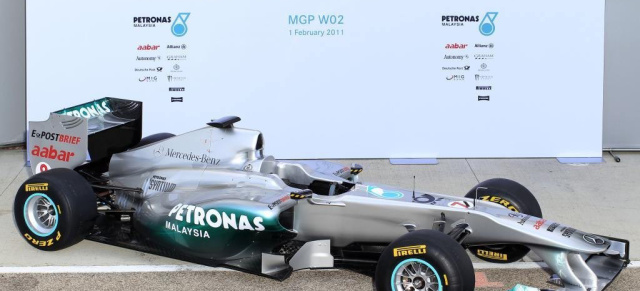 Formel 1: Die Gabe der Farbe haben die Mercedes Silberpfeile von Standox: Der Wuppertaler Lackhersteller ist offizieller Team Supplier des Mercedes GP Petronas F1 Teams für die Formel 1-Saison 2011. 
