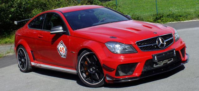 Red Heat 10 Ps Im Mercedes Benz C63 Black Series Coupe C4 Gad Motors Treibt Die C Klasse Auf Die Absolute Leistungsspitze Auto Der Woche Mercedes Fans Das Magazin Fur Mercedes Benz Enthusiasten