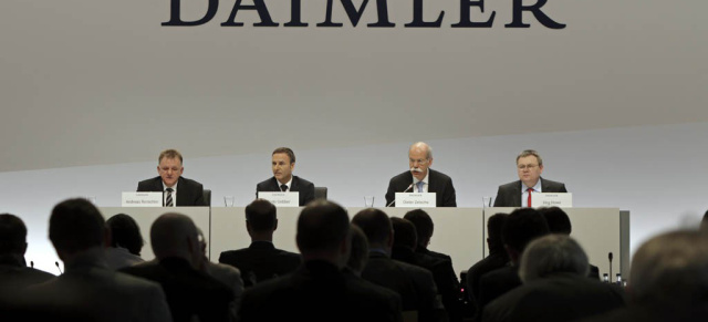 Der Stern glänzt: 2010 war für Daimler ein sehr gutes Jahr : Der Stuttgarter Autobauer machte im vergangenen Geschäftsjahr 7,2 Milliarden Euro Gewinn
