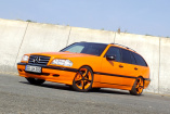 The „Lacky One“ (S202): Orangefarbener Mercedes C180 bietet dem grauen Alltag Paroli