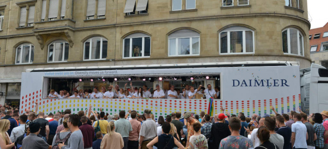 „Operation Sichtbarkeit“: Daimler auf dem Christopher Street Day in Stuttgart